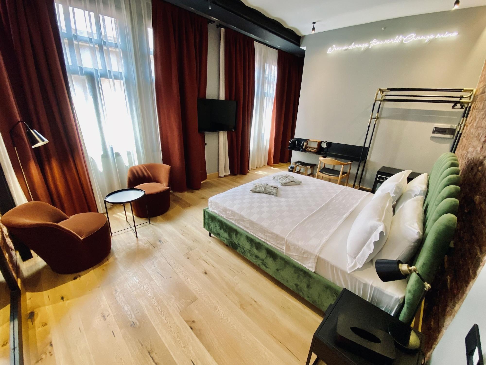 Ruz Hotels Estambul Exterior foto A room at the hotel