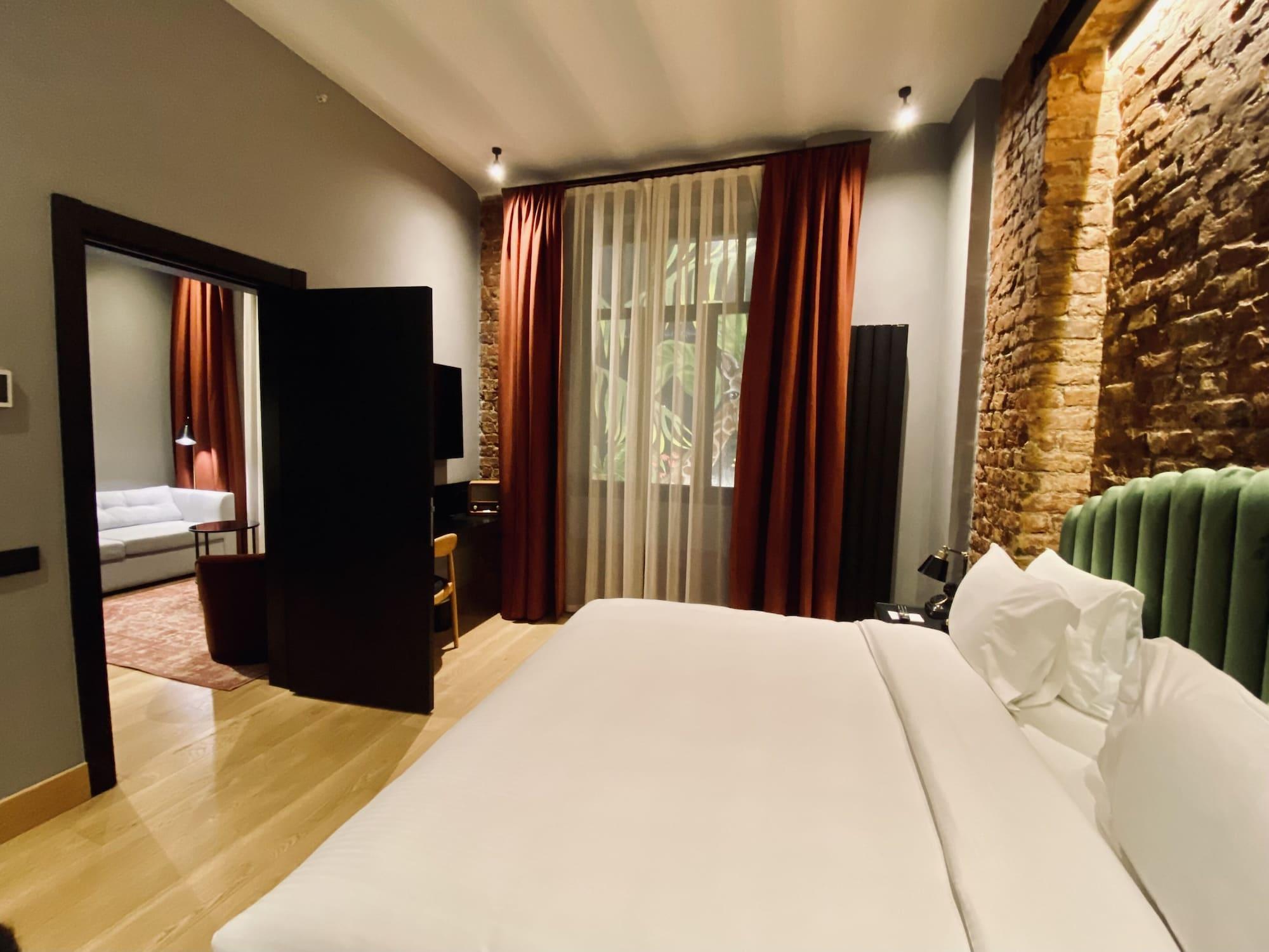 Ruz Hotels Estambul Exterior foto A room at the hotel
